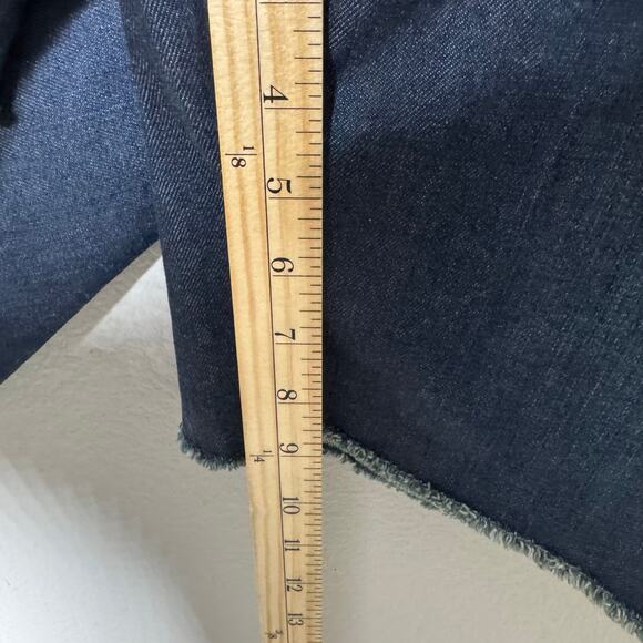 Lucky Brand Women’s 24W Georgia Denim Shorts Blue Easy Fit Mid Rise Raw Hem NWT‎ - Picture 6 of 10